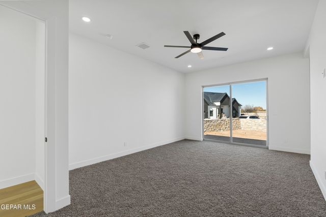 5659 RIO BONITO Circle, El Paso, TX 79932