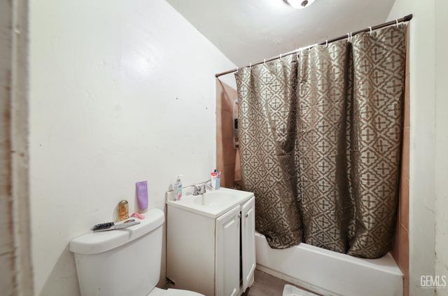 310 Madison Street, Bakersfield, CA 93307