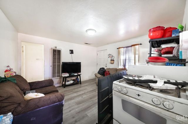 310 Madison Street, Bakersfield, CA 93307