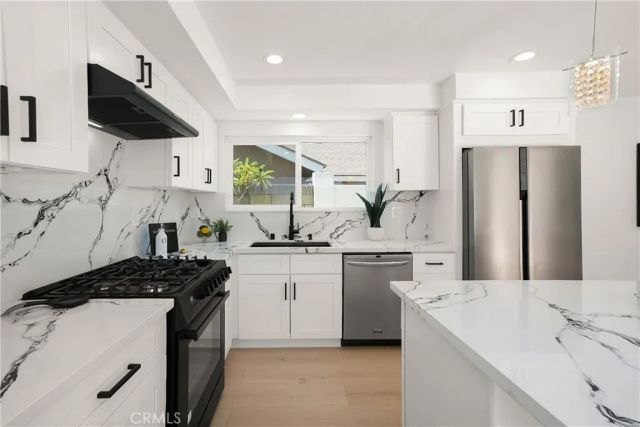 1712 N Glenview Avenue, Anaheim, CA 92807