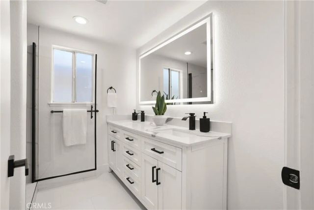 1712 N Glenview Avenue, Anaheim, CA 92807