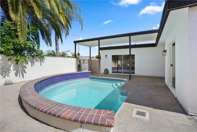 1712 N Glenview Avenue, Anaheim, CA 92807