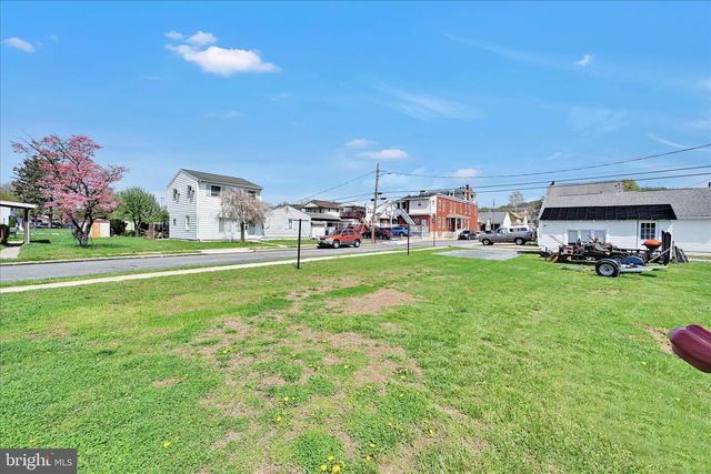 4531 8TH AVE, Temple, PA 19560