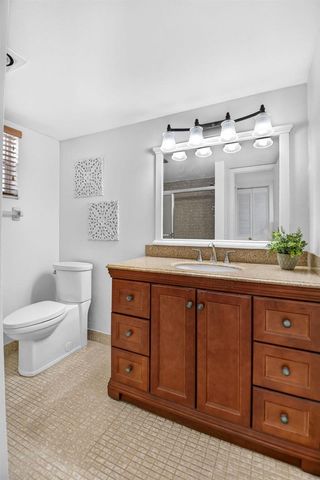 25 Colonial Club Drive 205, Boynton Beach, FL 33435