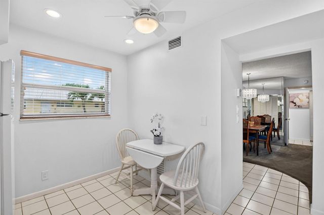 25 Colonial Club Drive 205, Boynton Beach, FL 33435