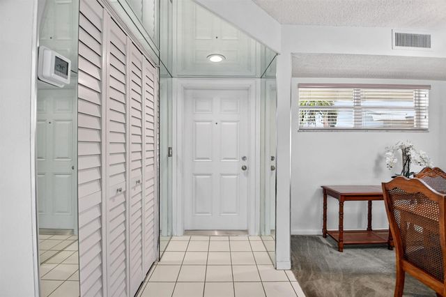 25 Colonial Club Drive 205, Boynton Beach, FL 33435