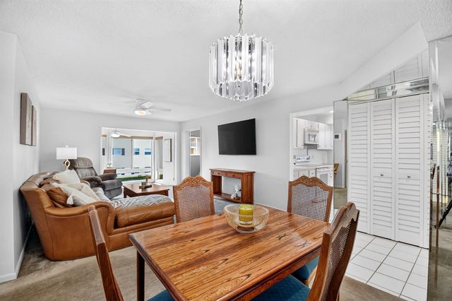 25 Colonial Club Drive 205, Boynton Beach, FL 33435