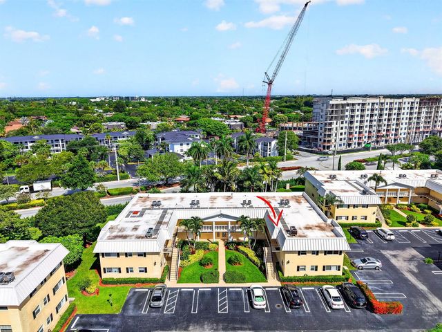 25 Colonial Club Drive 205, Boynton Beach, FL 33435