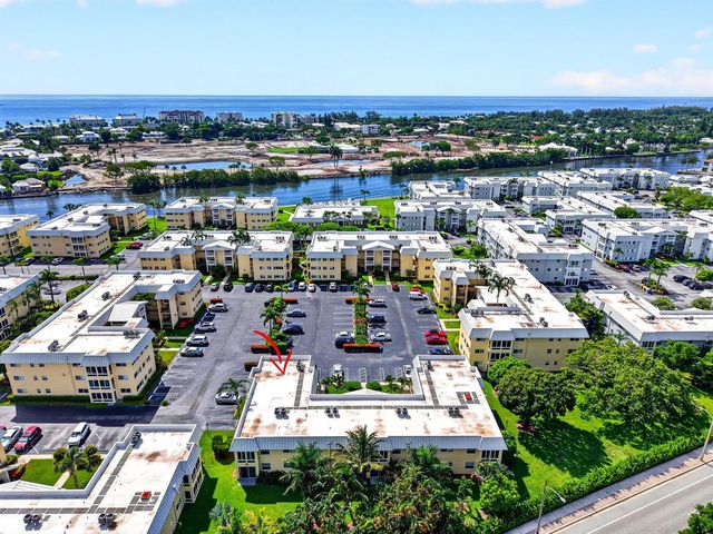 25 Colonial Club Drive 205, Boynton Beach, FL 33435