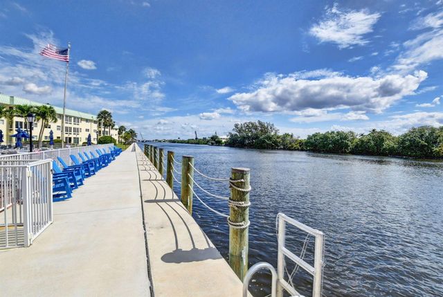 25 Colonial Club Drive 205, Boynton Beach, FL 33435