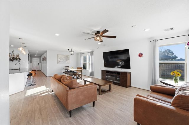 25422 Brentmoor Drive, Porter, TX 77365