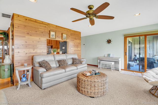 7214 2nd Street, Burtchville Township, MI 48059