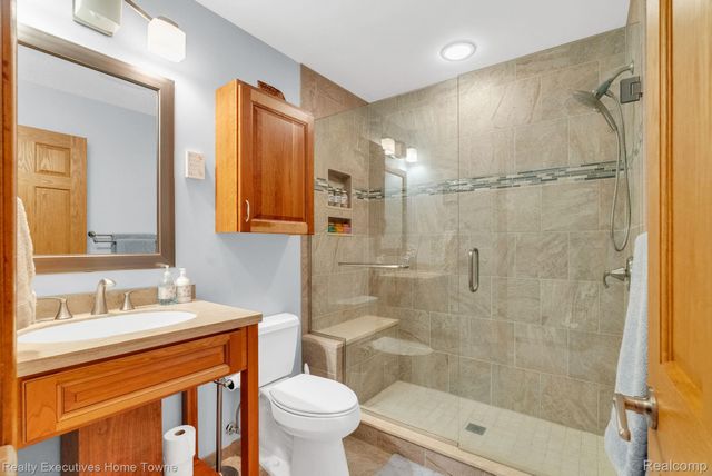 7214 2nd Street, Burtchville Township, MI 48059
