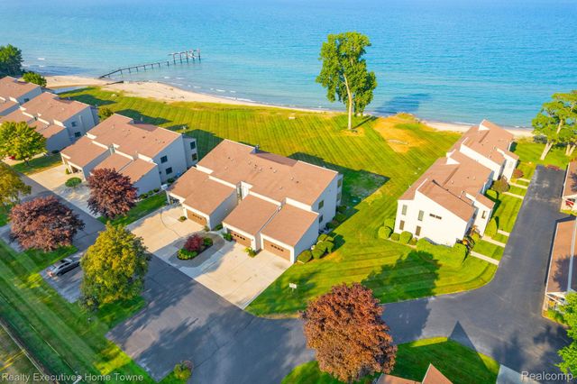 7214 2nd Street, Burtchville Township, MI 48059