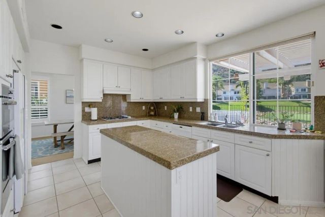 5355 Caminito Exquisito, San Diego, CA 92130