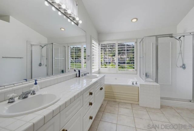 5355 Caminito Exquisito, San Diego, CA 92130