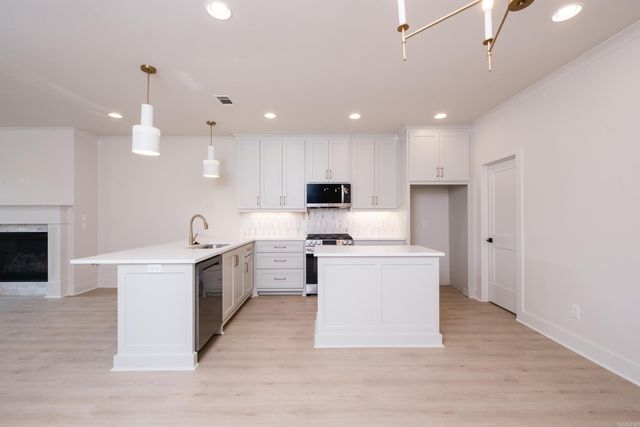 26 Driftwood Lane, Little Rock, AR 72223