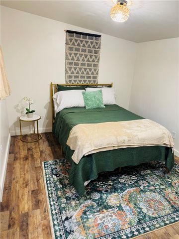 411 N Broadway Street, Siloam Springs, AR 72761