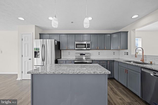 9853 DECATUR RD, Middle River, MD 21220