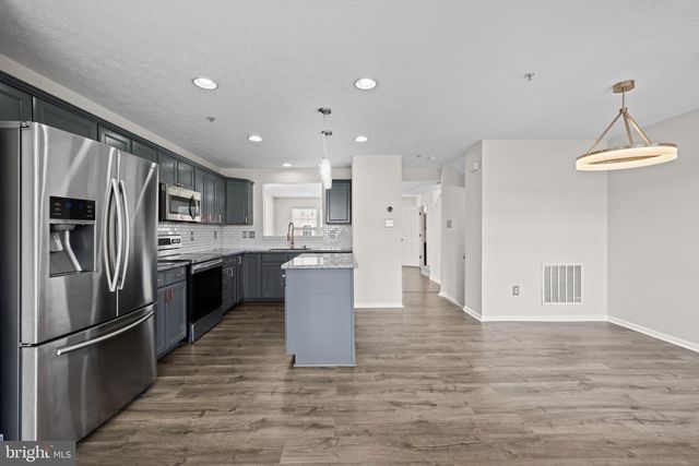 9853 DECATUR RD, Middle River, MD 21220