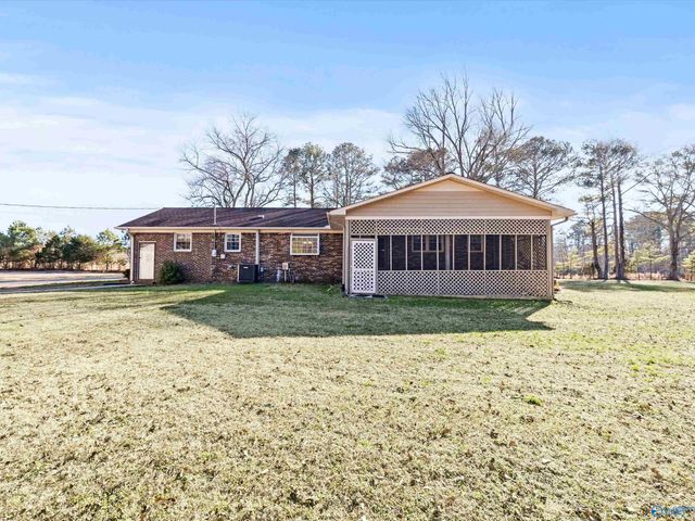 1227 County Road 383, Boaz, AL 35957