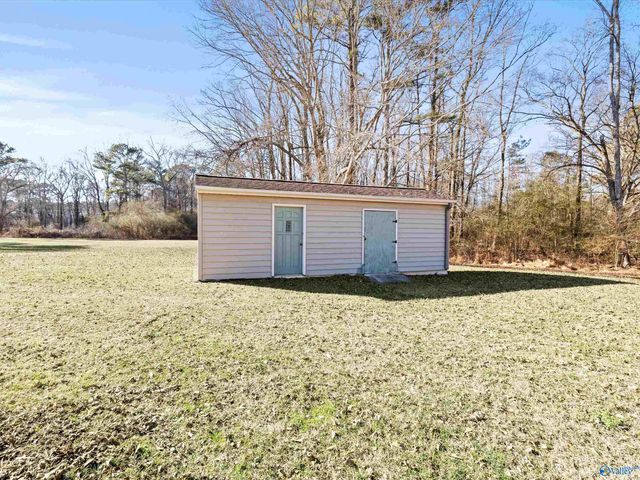1227 County Road 383, Boaz, AL 35957