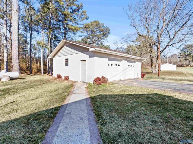 1227 County Road 383, Boaz, AL 35957