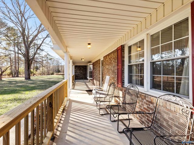 1227 County Road 383, Boaz, AL 35957