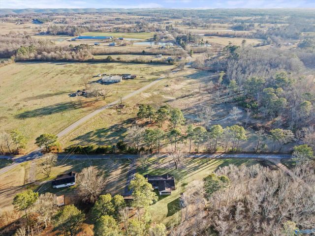 1227 County Road 383, Boaz, AL 35957