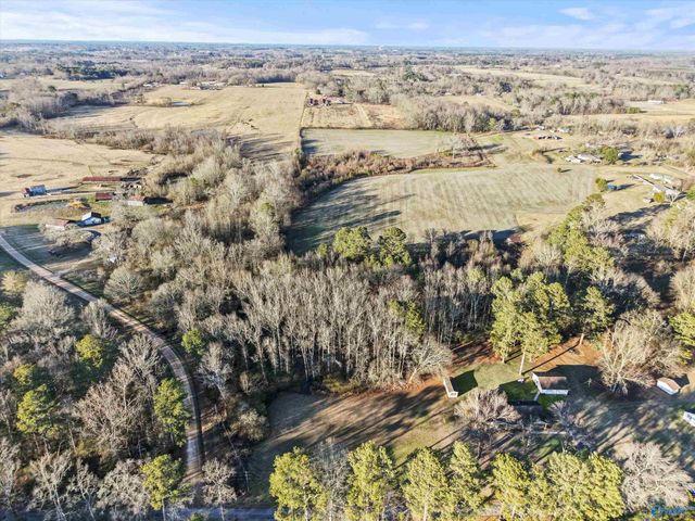 1227 County Road 383, Boaz, AL 35957