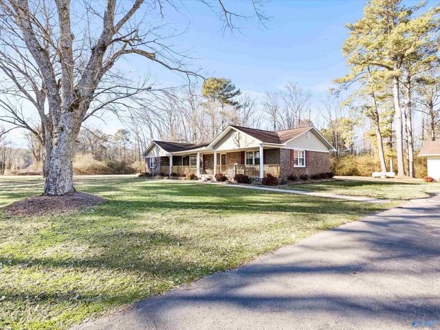 1227 County Road 383, Boaz, AL 35957