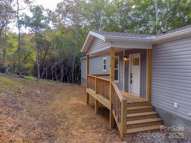 75 Windswept Lane, Hayesville, NC 28904
