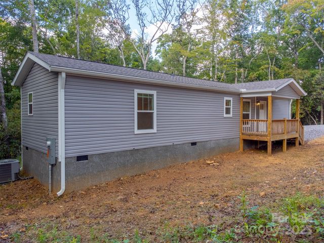 75 Windswept Lane, Hayesville, NC 28904