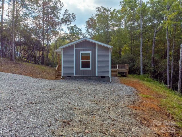 75 Windswept Lane, Hayesville, NC 28904