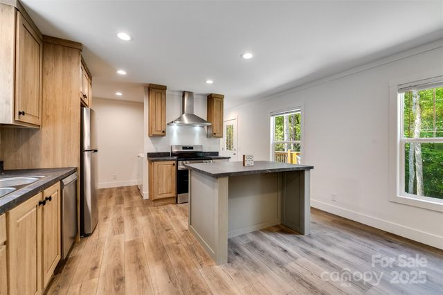 75 Windswept Lane, Hayesville, NC 28904