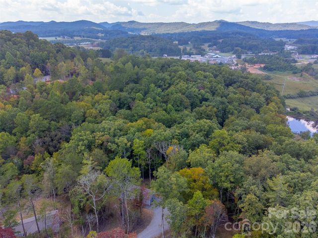 75 Windswept Lane, Hayesville, NC 28904