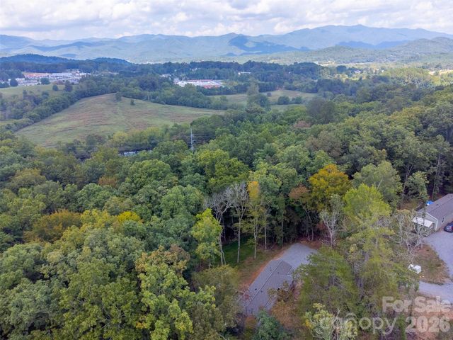 75 Windswept Lane, Hayesville, NC 28904