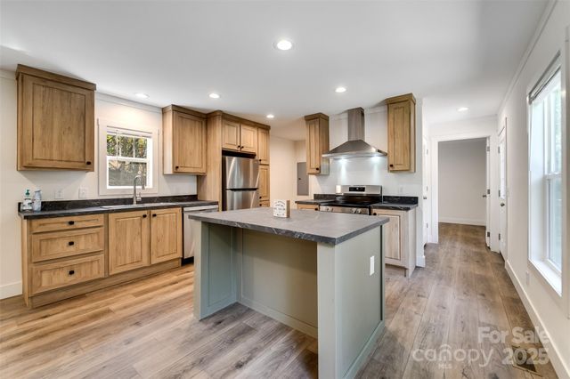 75 Windswept Lane, Hayesville, NC 28904