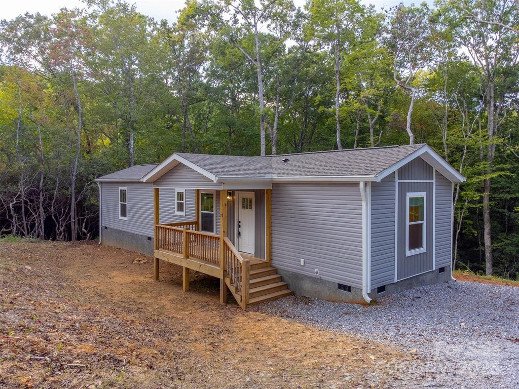 75 Windswept Lane, Hayesville, NC 28904