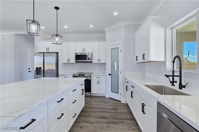 6920 Longmeadow Drive, Pahrump, NV 89061