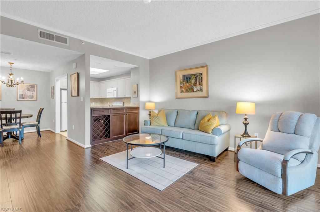 900 Arbor Lake Dr Unit 101, Naples, FL 34110
