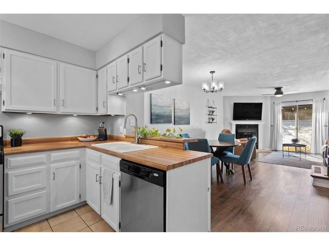 9630 W Cornell Pl, Lakewood, CO 80227