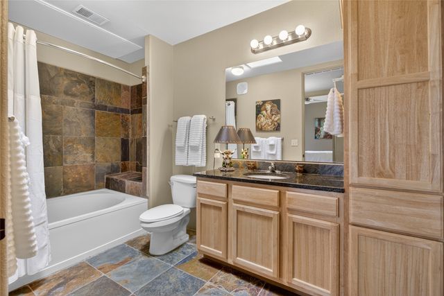 1405 Vegas Verdes Drive 318, Santa Fe, NM 87507
