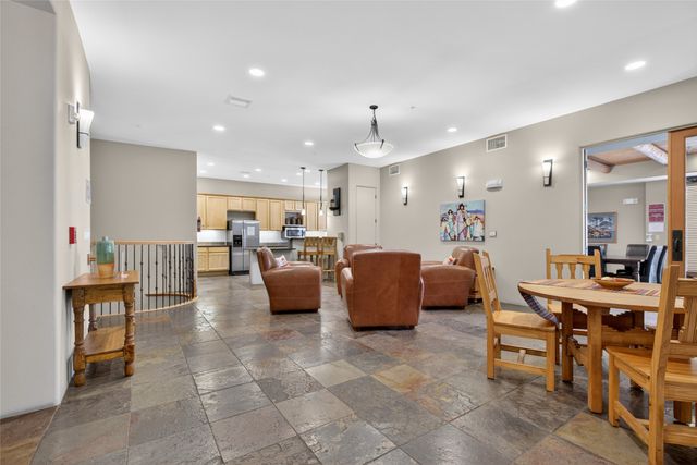 1405 Vegas Verdes Drive 318, Santa Fe, NM 87507