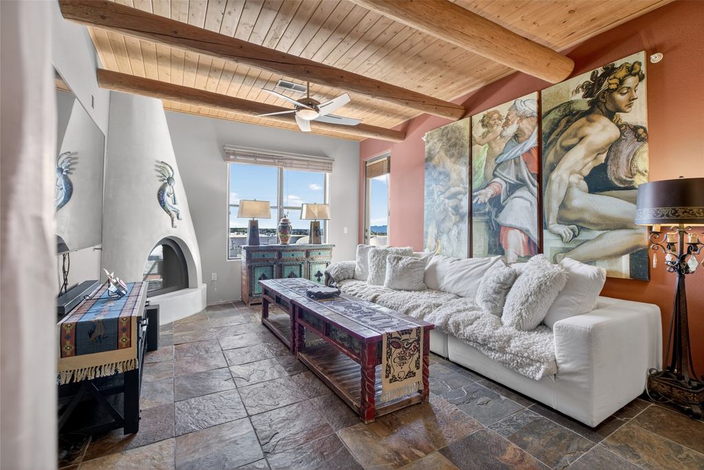 1405 Vegas Verdes Drive 318, Santa Fe, NM 87507