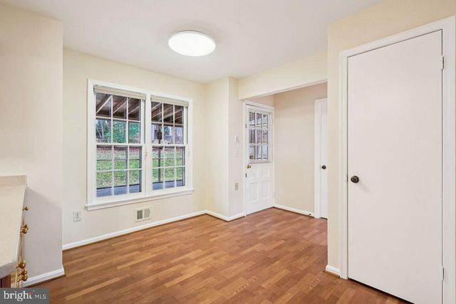 8020 LAKENHEATH WAY, Potomac, MD 20854