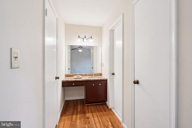 8020 LAKENHEATH WAY, Potomac, MD 20854