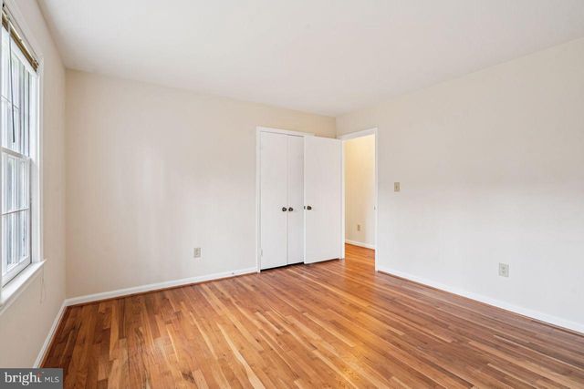 8020 LAKENHEATH WAY, Potomac, MD 20854