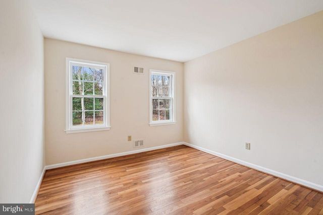 8020 LAKENHEATH WAY, Potomac, MD 20854