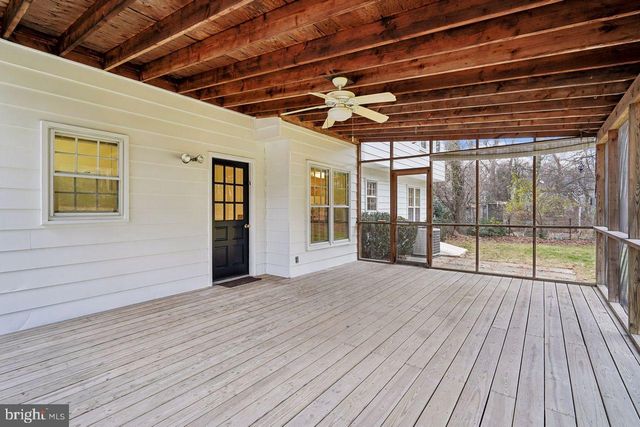 8020 LAKENHEATH WAY, Potomac, MD 20854